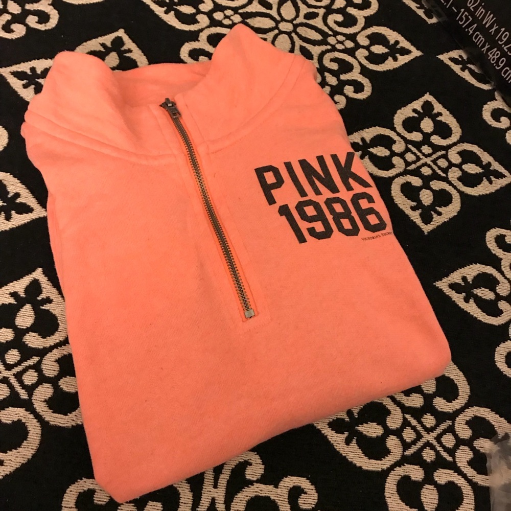 🌻VS PINK sweatshirt🌻